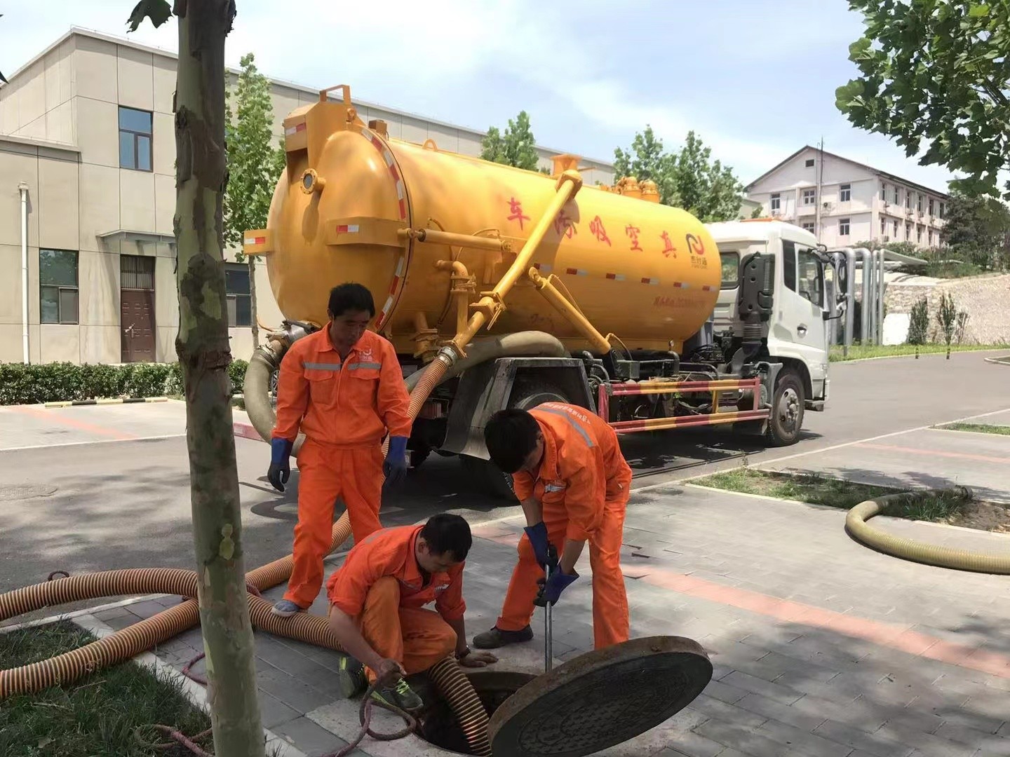 颍东化粪池清理与5-8吨吸粪车施工效率分析